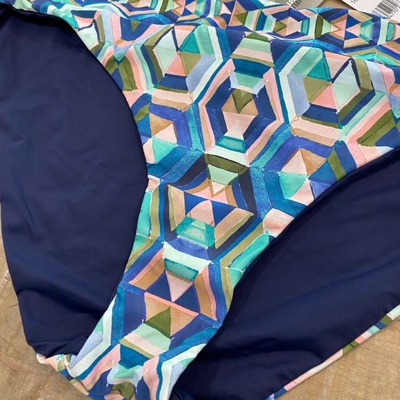La Blanca Riviera Reversible multicolor Hipster bikini bottom Nwt 16 - Picture 2 of 14
